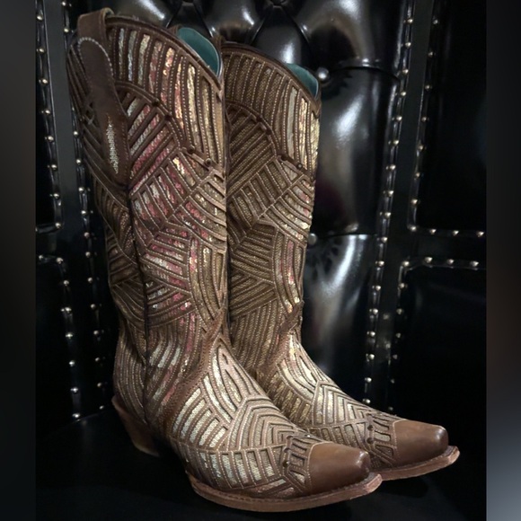 Corral Women's White Bright Inlay
Western Boots - Snip Toe - Picture 2 of 12